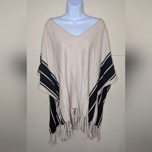 Forever 21 Poncho / Shawl In Neutral Cream and Black